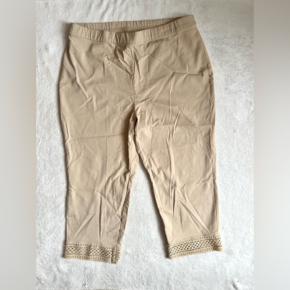 Susan Graver 20W PETITE Utra Stretch Crop Pant with Crochet Trim - Bleached Sand
